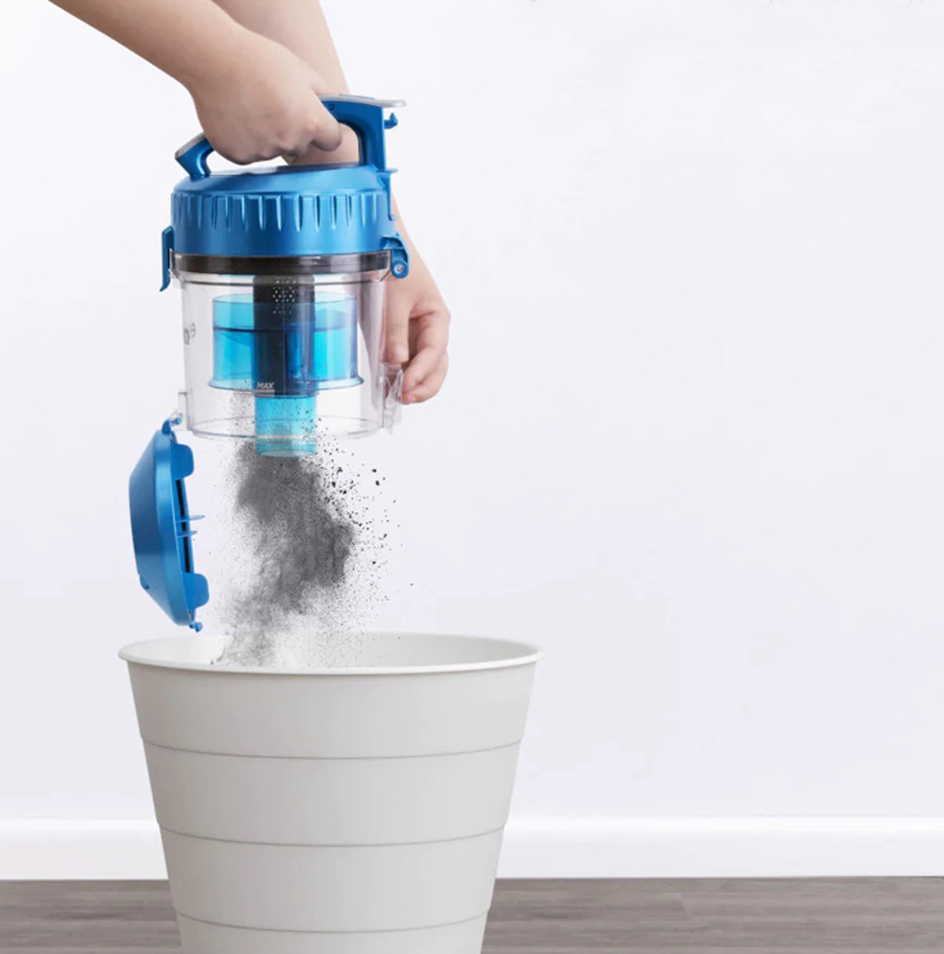 Aspiradora Canister sin bolsa 2 en 1 1200W 2L MC15K2B-CA Marca: Midea